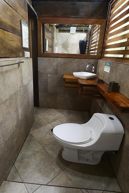 Jamu Lodge Puerto Montufar Δωμάτιο φωτογραφία
