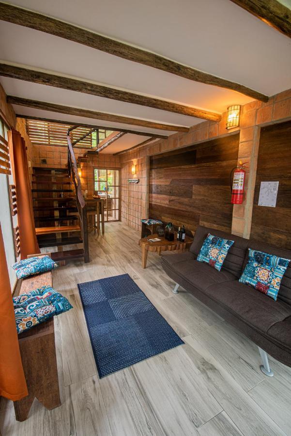 Jamu Lodge Puerto Montufar Εξωτερικό φωτογραφία